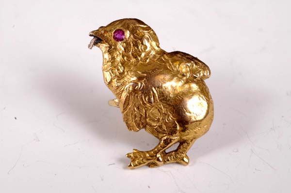 18kt Gold Chicken Pin with Ruby Eye