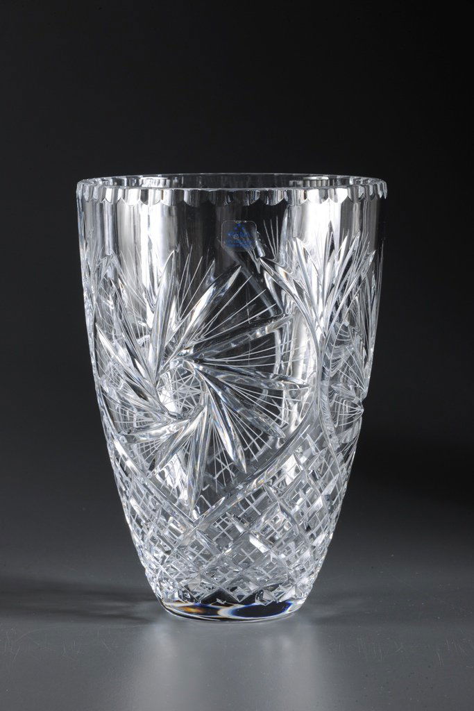 Crystal Clear Vase w/Pinwheel Cut Hand Made in Poland