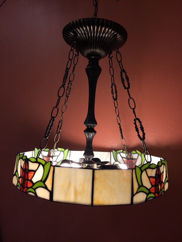 Stained Glass Ceiling Lamp Tiffany Style Flowers Motif: Stained Glass Ceiling Lamp Tiffany Style Flowers Motif H-20" W-18.5"