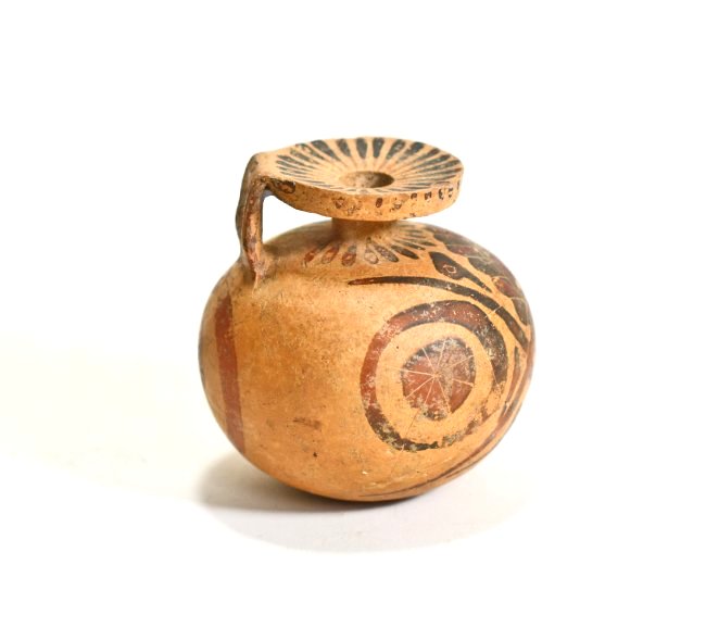 A Greek Corinthian Pottery Aryballos (1 of 6)