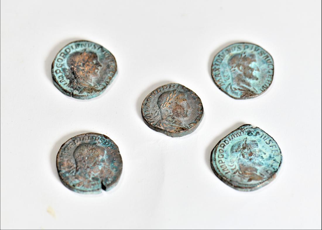 A Group of Five (5) Roman Bronze Philippus I. Arabus: 5 Roman Bronze Philippus I. Arabus Sestertius. Obverse: Philippus I. Arabus, laureate head right. Reverse: Annona, standing left, holding corn ears over modius and cornucopia. Circa 244-249 A.D. Size: