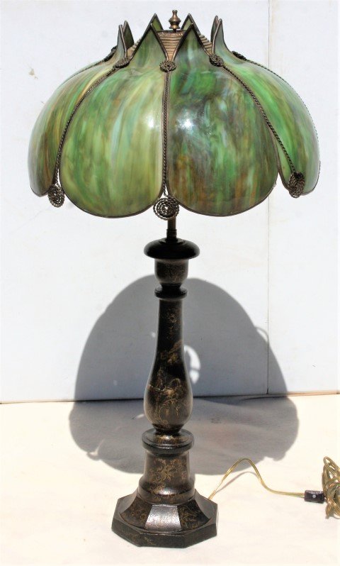 Green Slag Glass 8 Curved Panels Table Lamp (1 of 7)