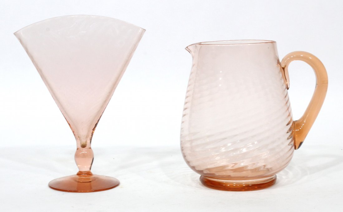 2 Pieces Pink Depression Glass Fan Vase, Water Pitcher (1 of 3)