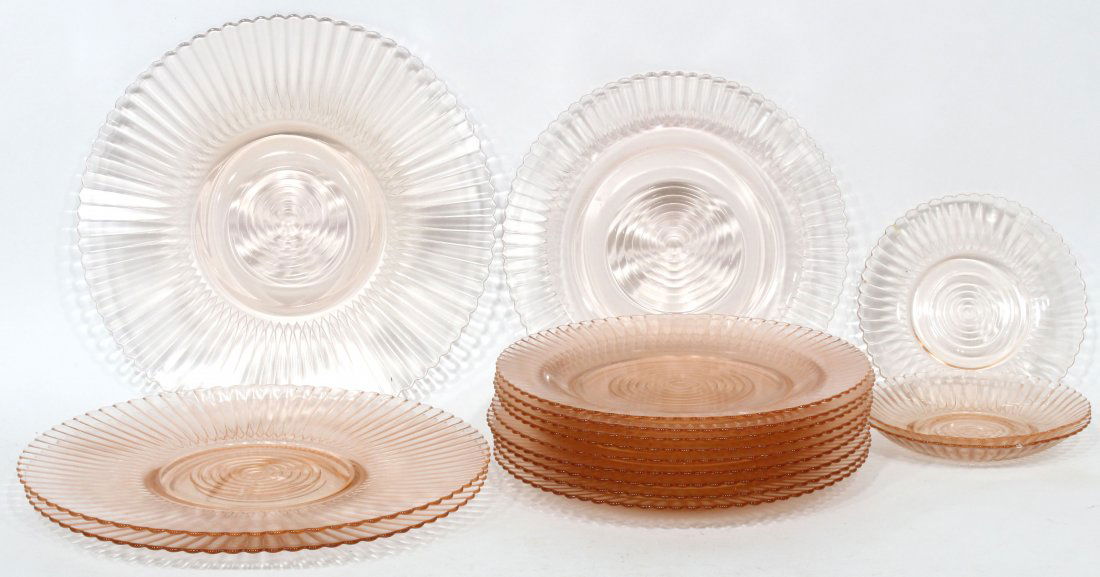 16 Miss America Pink Depression Glass Plates (1 of 2)