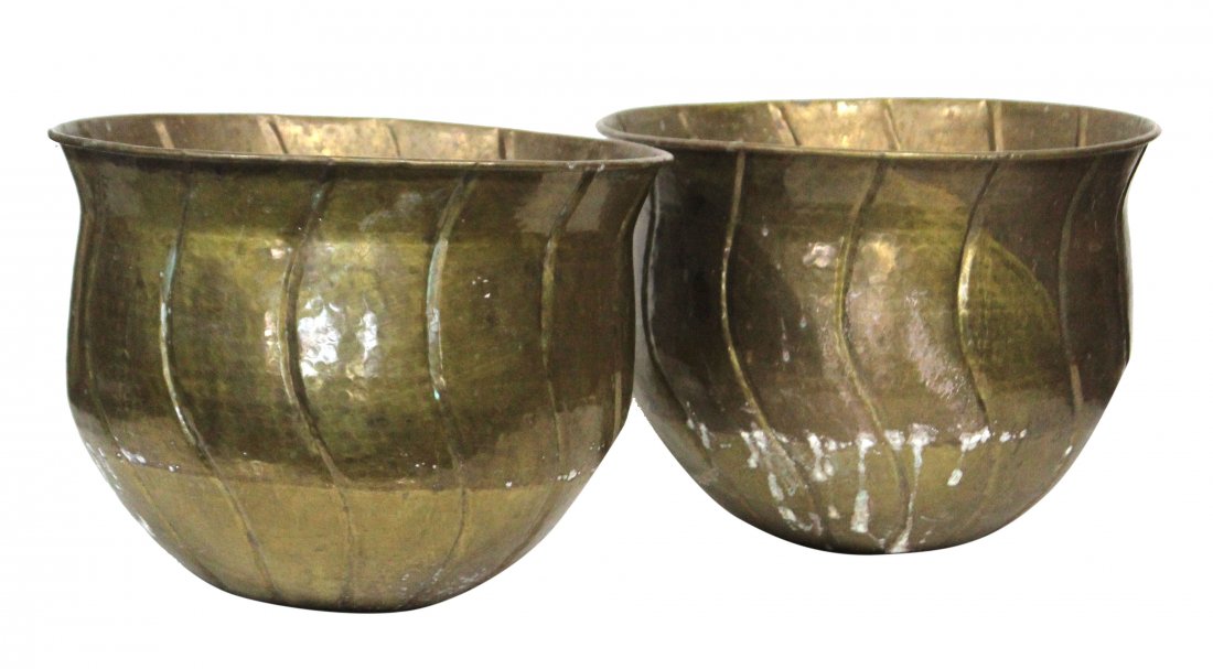 Pair Large Brass Plant Pots (1 of 3)