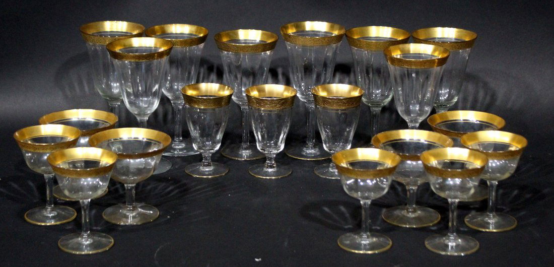 12 Piece Assorted GOLD RIMMED FINE CRYSTAL STEMWARE Nov 26, 2017