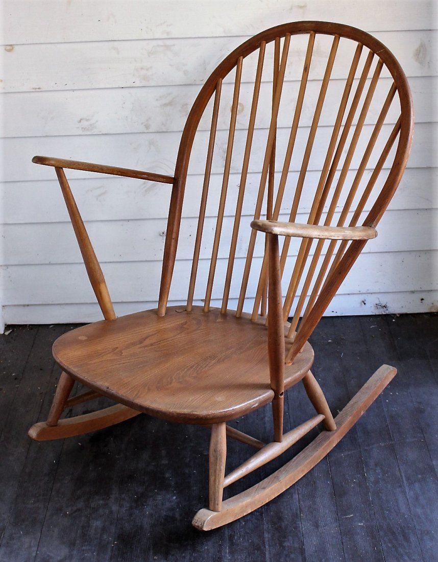 NAKASHIMA STYLE TEAK SPINDLE BACK ROCKER (1 of 7)