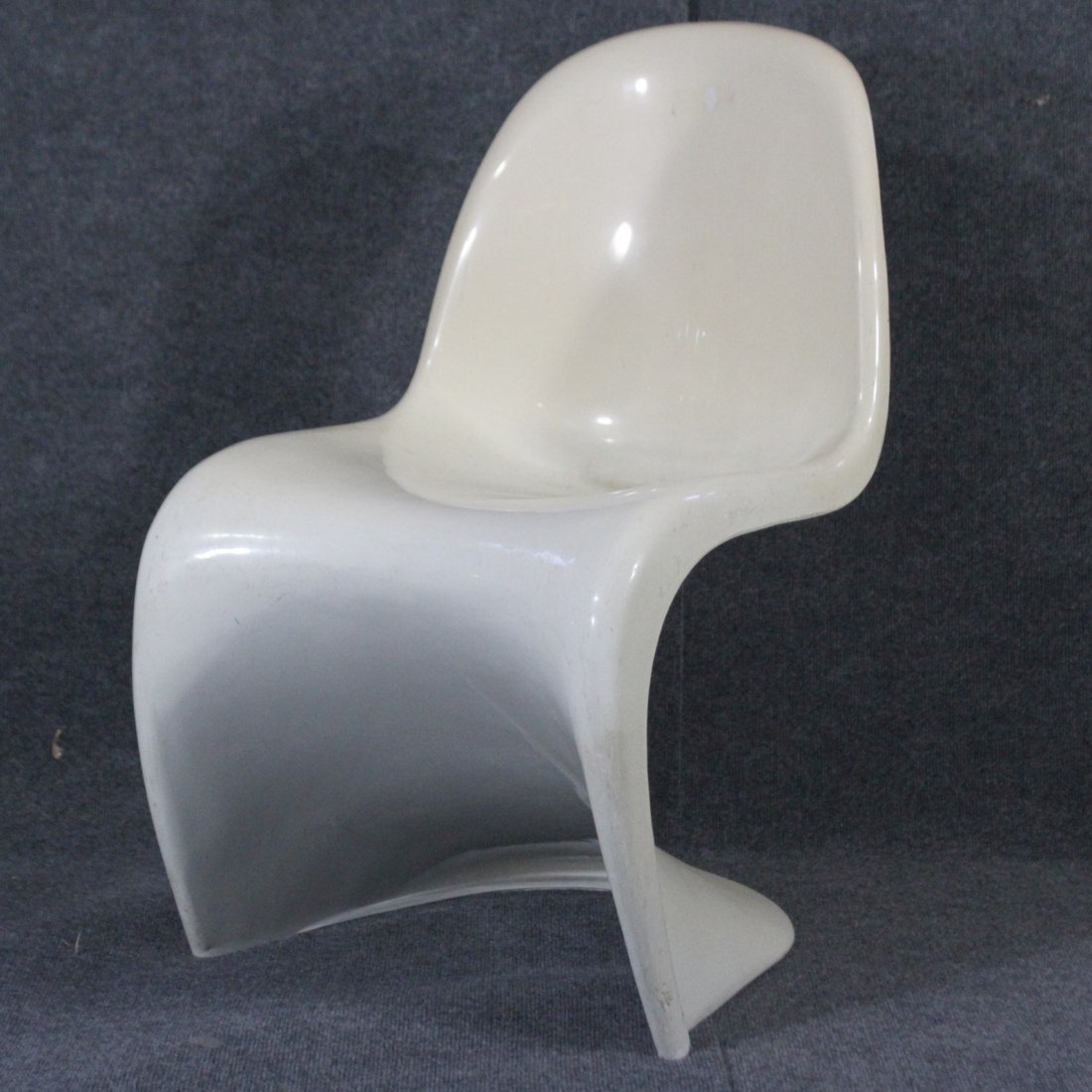 VERNER PANTON Molded Space Age Side Chair (1 of 3)