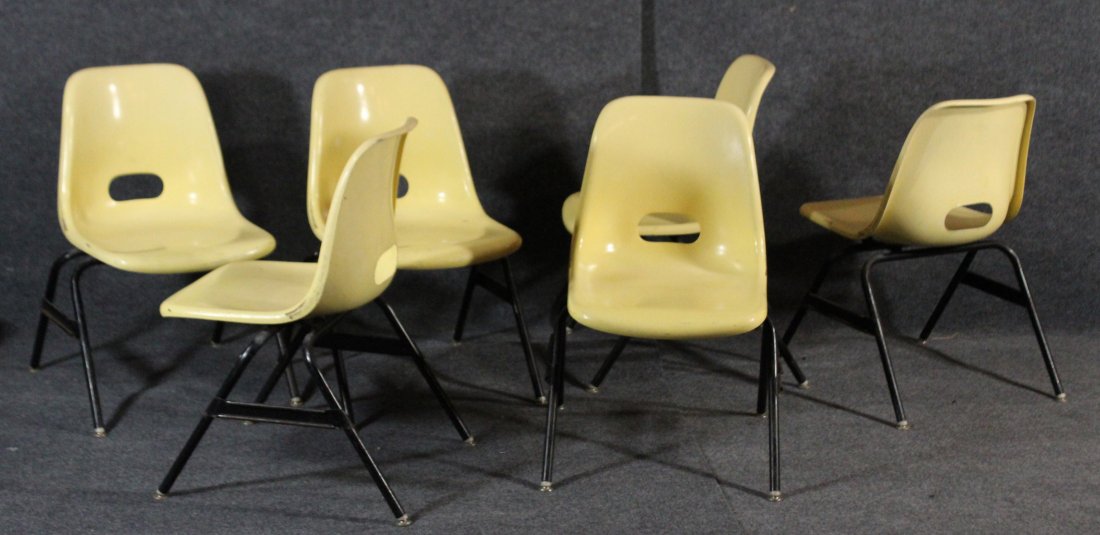 Krueger Metal Products Fiberglass Shell Child's Chairs (1 of 4)