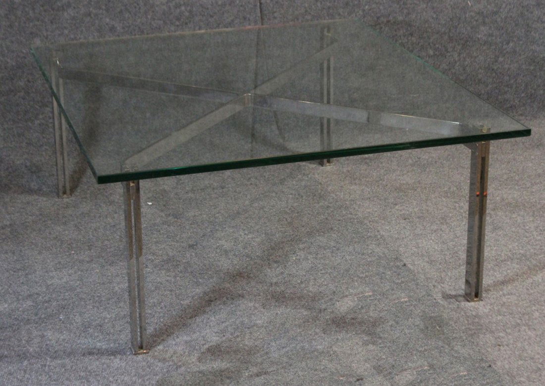 MILO BAUGHMAN Flat Bar Chrome & Glass COFFEE TABLE (1 of 5)