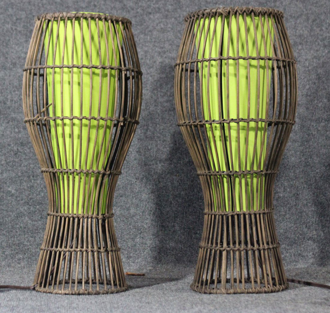 Pair RETRO MODERN RATTAN HOUR GLASS TABLE LAMPS (1 of 2)