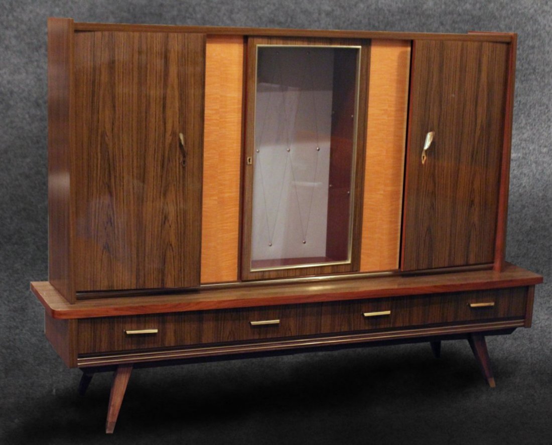 MOBEL BECKER German MID CENTURY SIDEBOARD HUTCH CABINET (1 of 5)