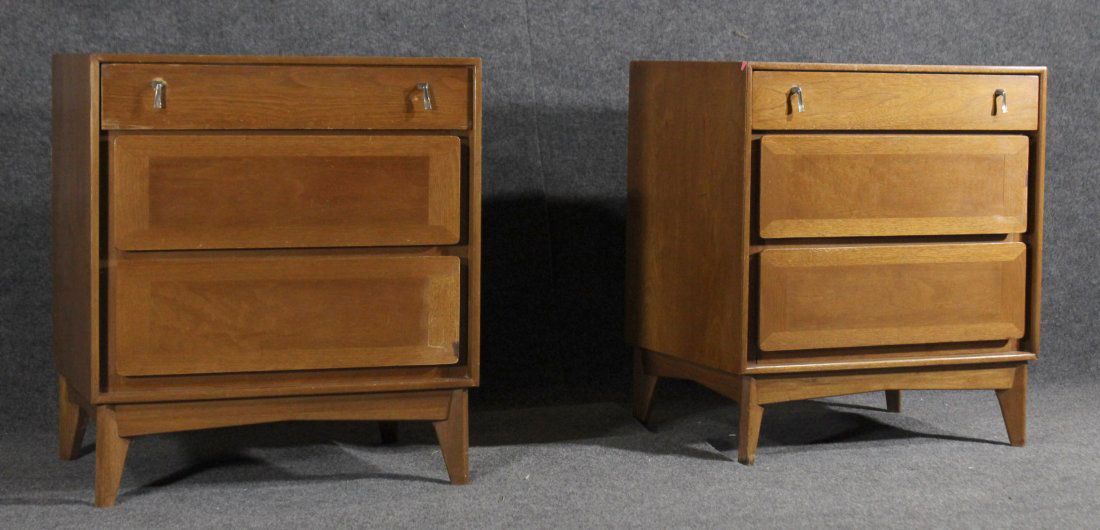 Pair Walnut MID CENTURY MODERN 3 DRAWER BEDSIDE STANDS (1 of 3)