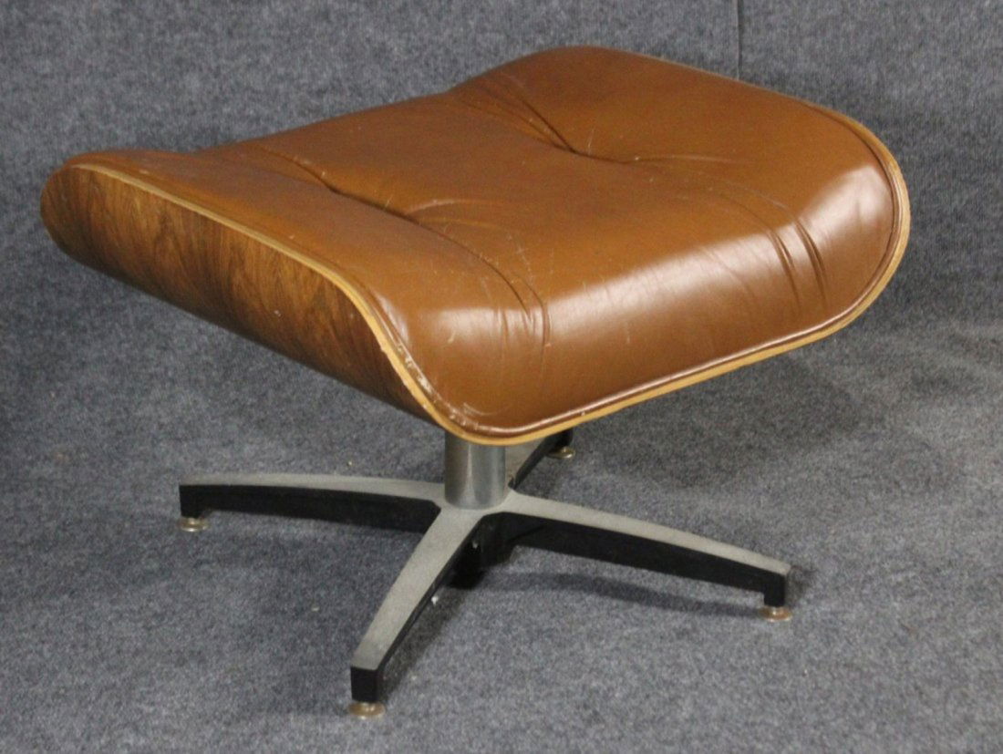 HERMAN MILLER - EAMES STYLE OTTOMAN BROWN LEATHER (1 of 4)