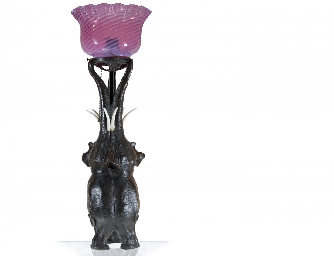 Fantastic BRONZE TRIPLE ELEPHANTS Holding Glass Shade: Fantastic BRONZE TRIPLE ELEPHANTS Standing with Trunks Holding Glass Shade. Superb quality, very good condition, fine bronze patina. Original antique glass shade, wiring all good, lights fine.Size: 23