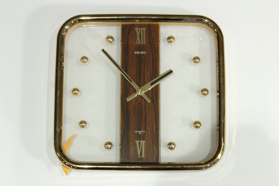 SEIKO Mid Century Design Wall Clock Quartz Battery-Op (1 of 4)