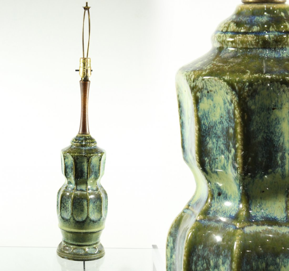 Mid Century Modern GREEN GLAZED POTTERY TABLE LAMP (1 of 6)