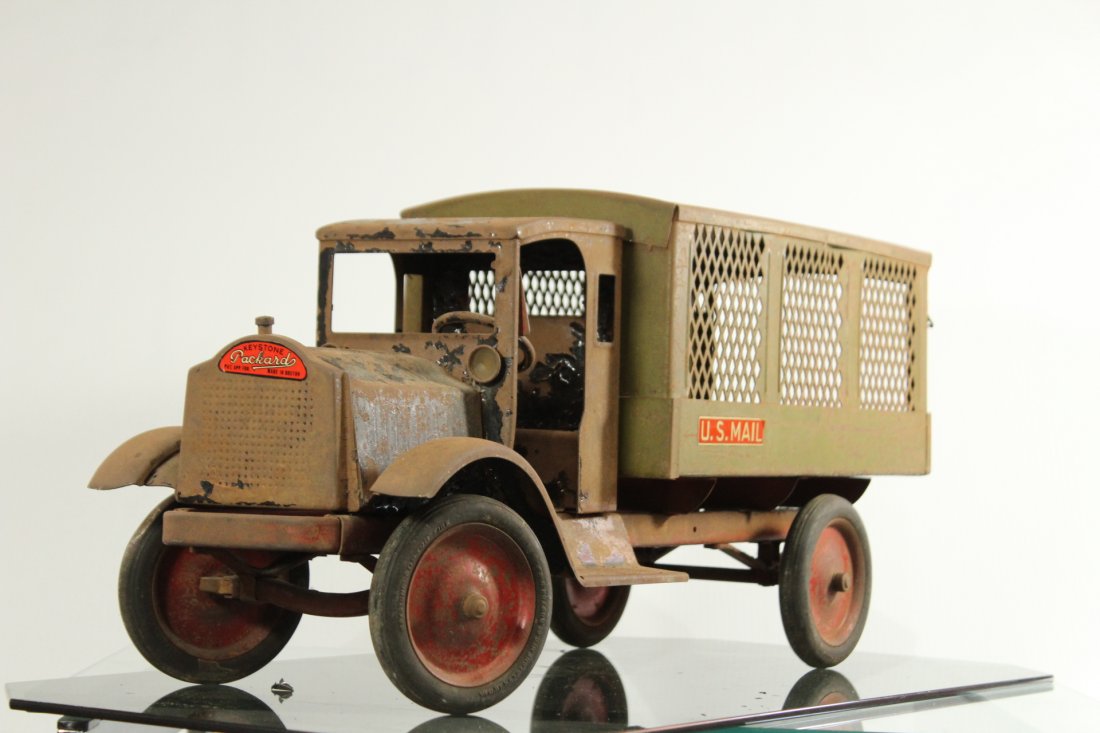 Antique PRESSED STEEL KEYSTONE PACKARD MAIL TRUCK (1 of 11)