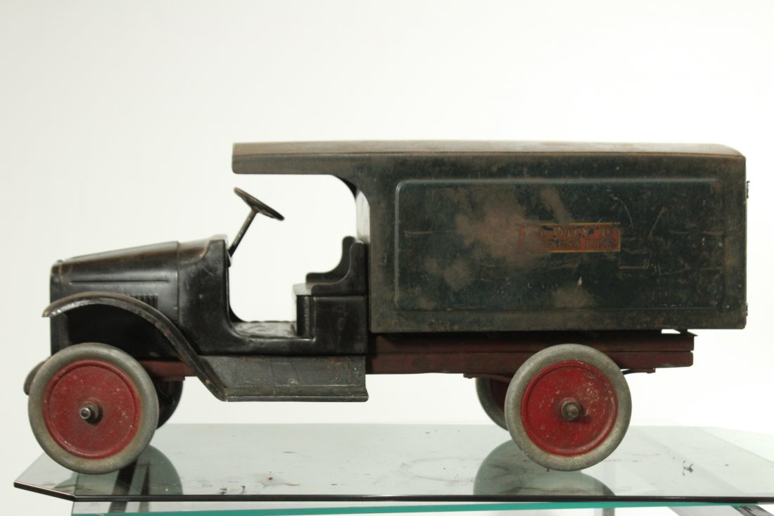 Antique PRESSED STEEL BUDDY L EXPRESS LINES TRUCK (1 of 11)