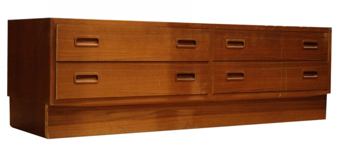 DANISH FURN. Made In Denmark Teak FOOT OF THE BED CHEST (1 of 7)