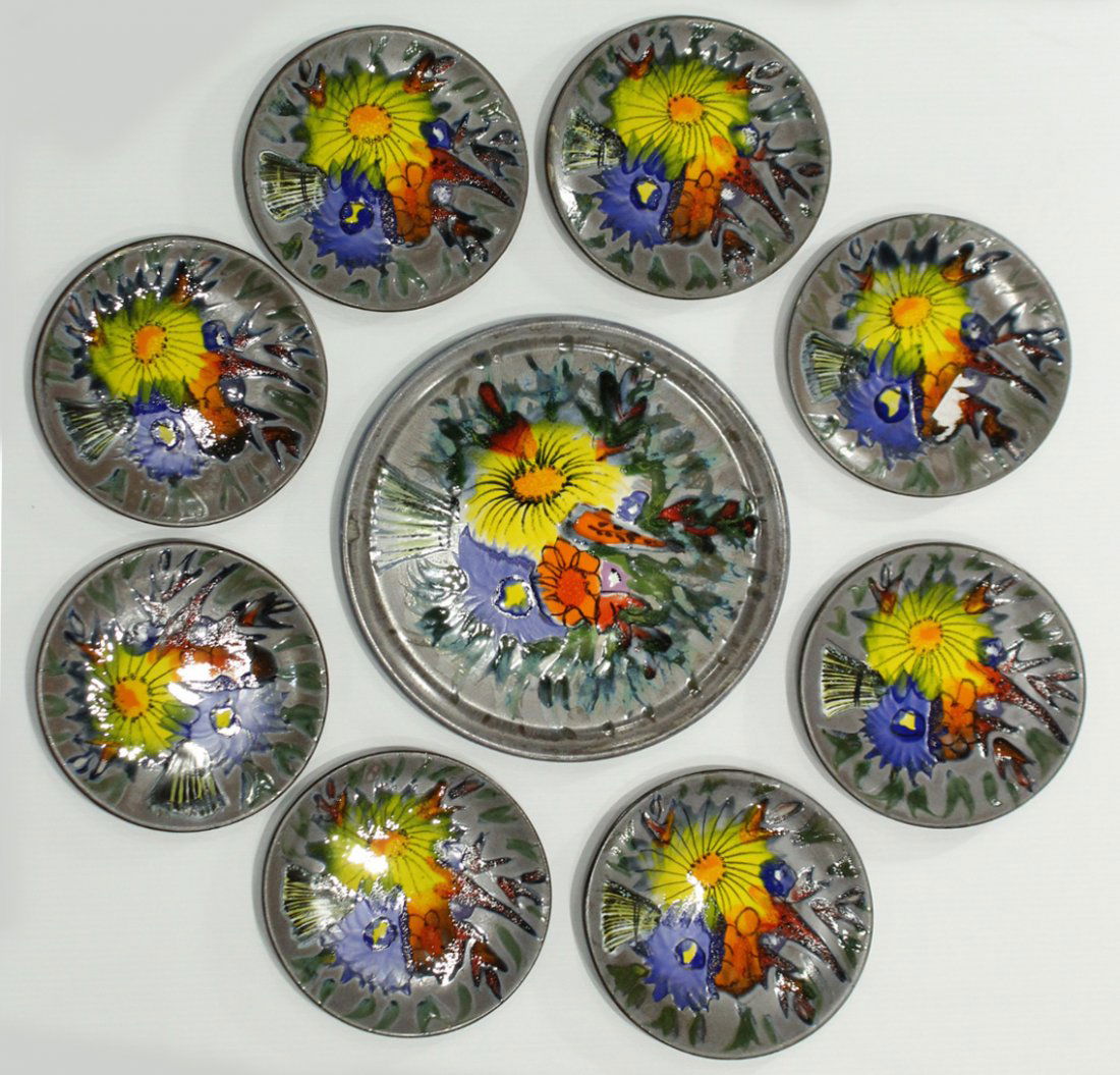 9-Piece France ceramic plates set (1 of 5)