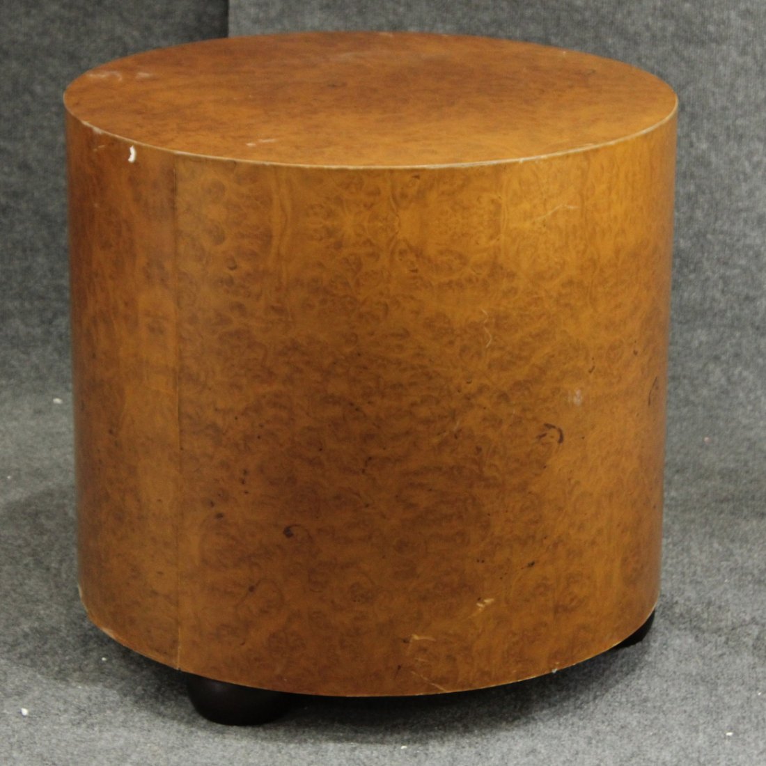 MILO BAUGHMAN attributed BURL WOOD ROUND STAND: MILO BAUGHMAN attributed BURL WOOD ROUND STAND. Size: 23 h , 24d