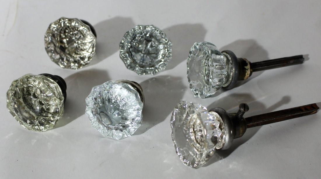 3-Pair ARCHITECTURAL FACETED GLASS DOOR KNOBS: 3-Pair ARCHITECTURAL FACETED GLASS DOOR KNOBS.all in good shape.Size: 2 in. diameter.