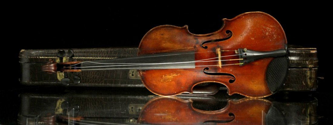 Antique Violin with case (1 of 9)