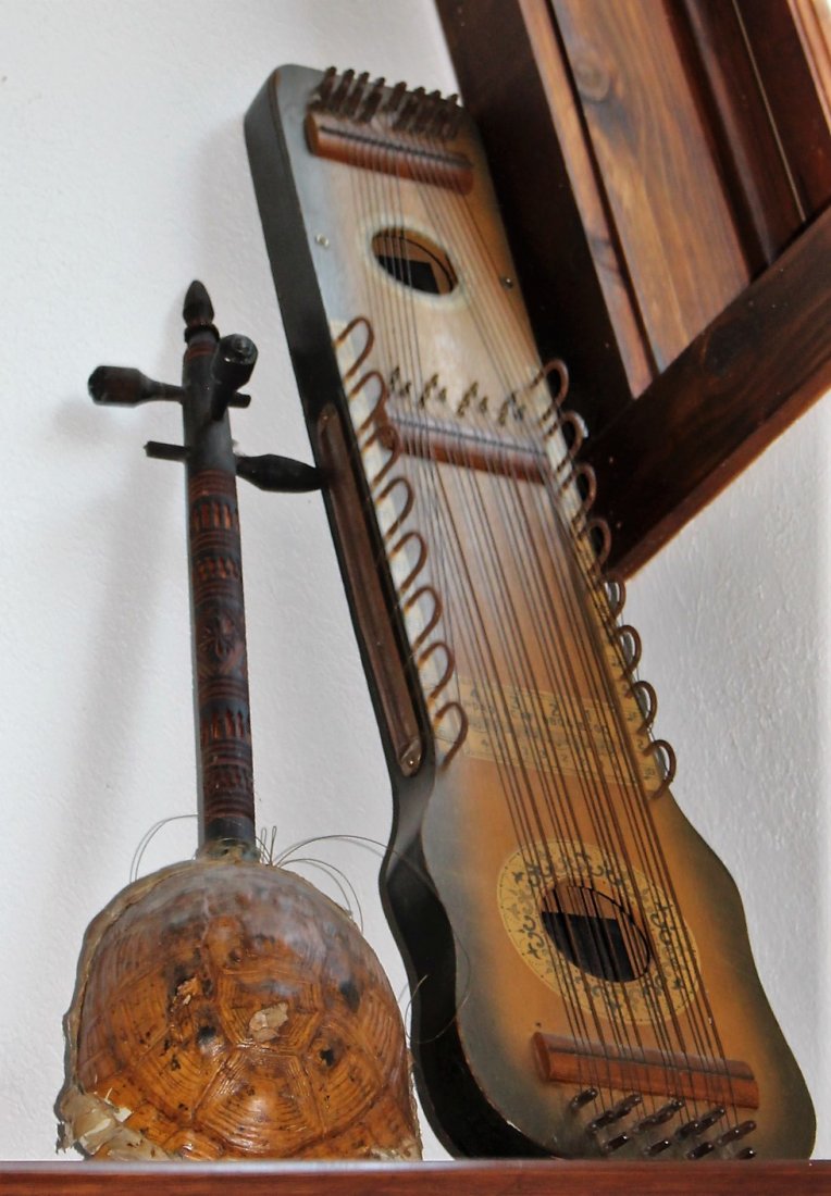 Six [6] Assorted Vintage Instruments (1 of 3)