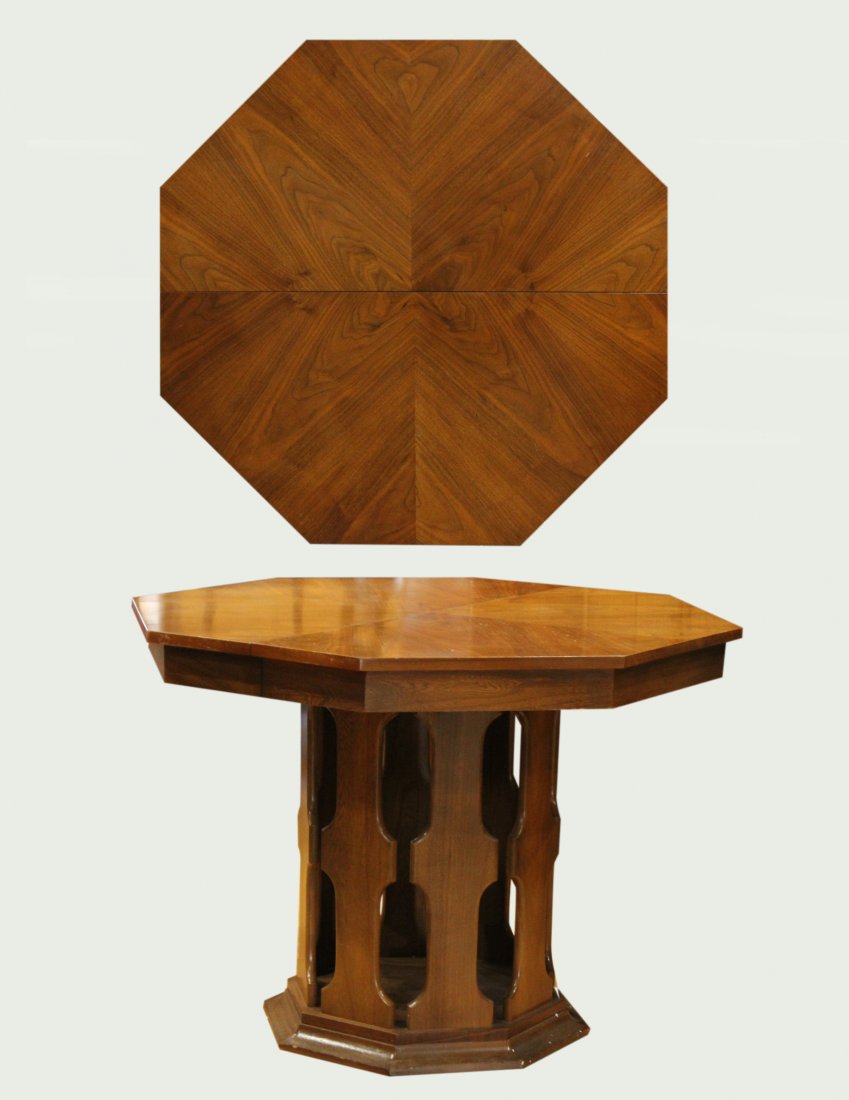 HARVEY PROBBER Octagon Dining Table With 2 Ext. Leaves (1 of 5)