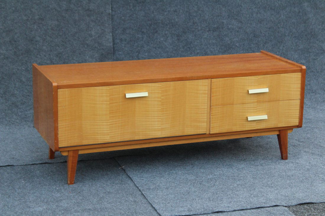 Mid-Century Modern BLOND WOOD DRESSING VANITY W/ MIRROR (1 of 4)