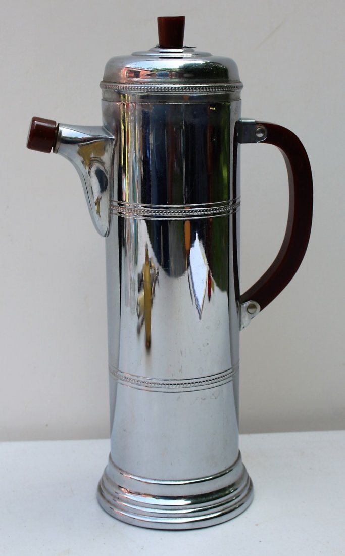KROME KRAFT FABERWARE Cocktail Pitcher Bakelite Accents: KROME KRAFT FABERWARE Cocktail Pitcher Bakelite Accents, handle, top final. marked on base. Size: