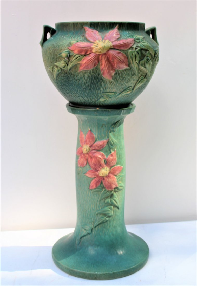 ROSEVILLE CLEMATIS JARDINIERE AND PEDESTAL #667-8 (1 of 15)