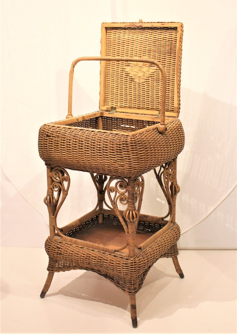 Heywood Brothers And Wakefield WICKER SEWING STAND (1 of 8)