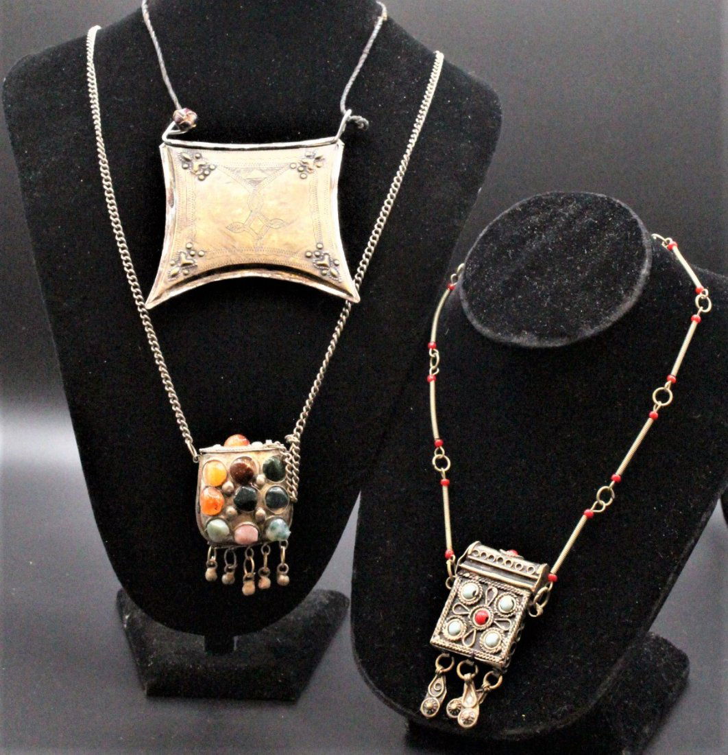 3-Piece COIN SILVER GROUPING NATURAL STONES SNUFF BOXES (1 of 9)