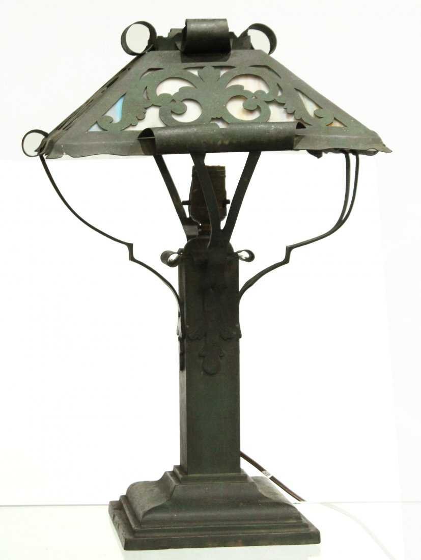 1920s ARTS & CRAFTS SLAG GLASS PANEL LAMP Bronze Patina (1 of 5)