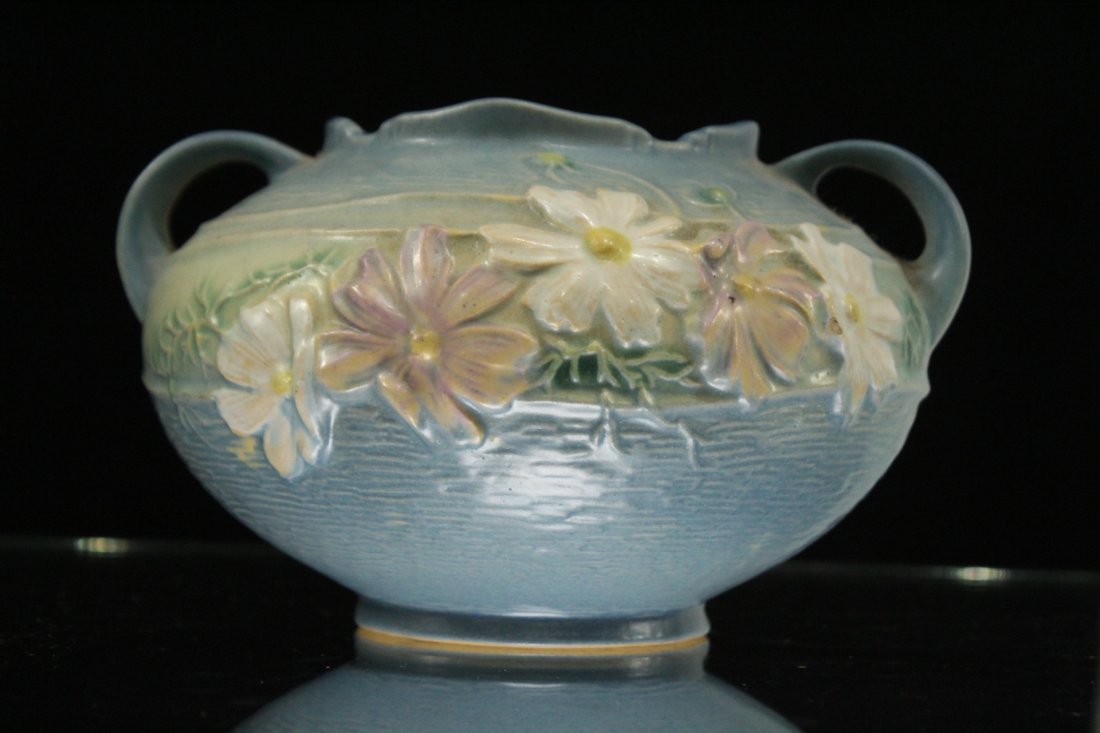 Roseville FLower Pot 375-4 (1 of 5)