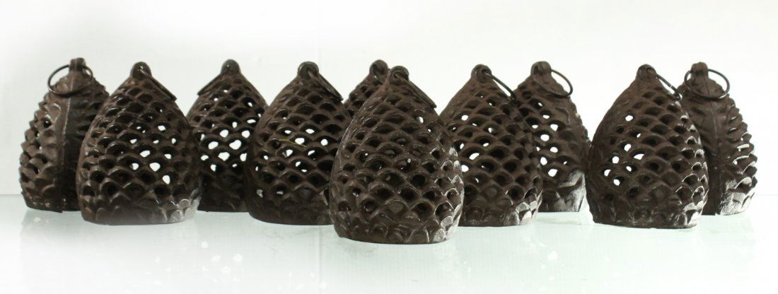 10X Cast iron Hanging Pine Cone lamps (1 of 5)
