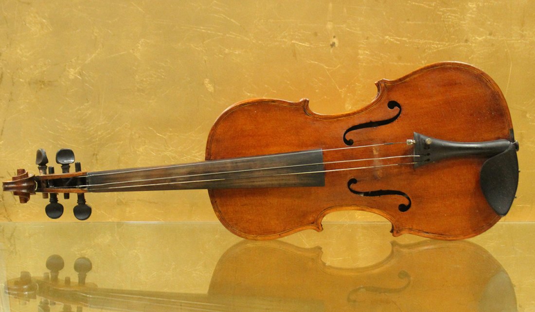 Antique Violin with case (1 of 7)