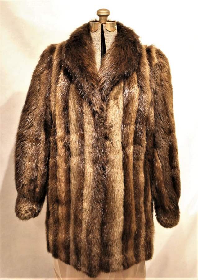 Mirrow's Furs: Brown Long Hair Fox Fur Coat (1 of 6)