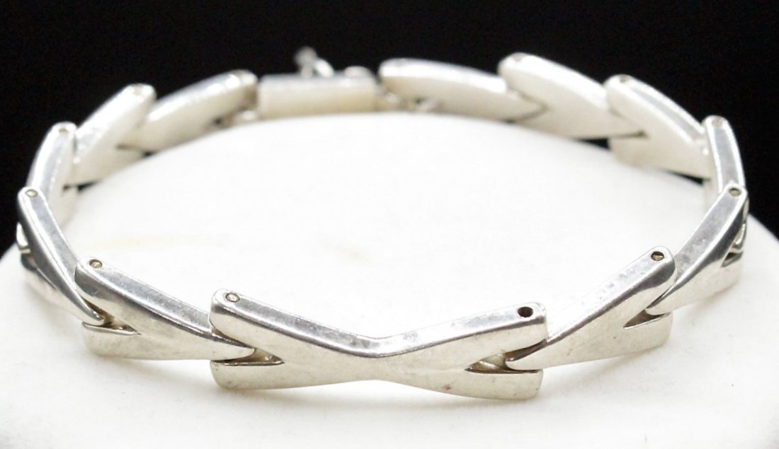 .925 Mexico  Sterling Bracelet "V" Link (1 of 5)