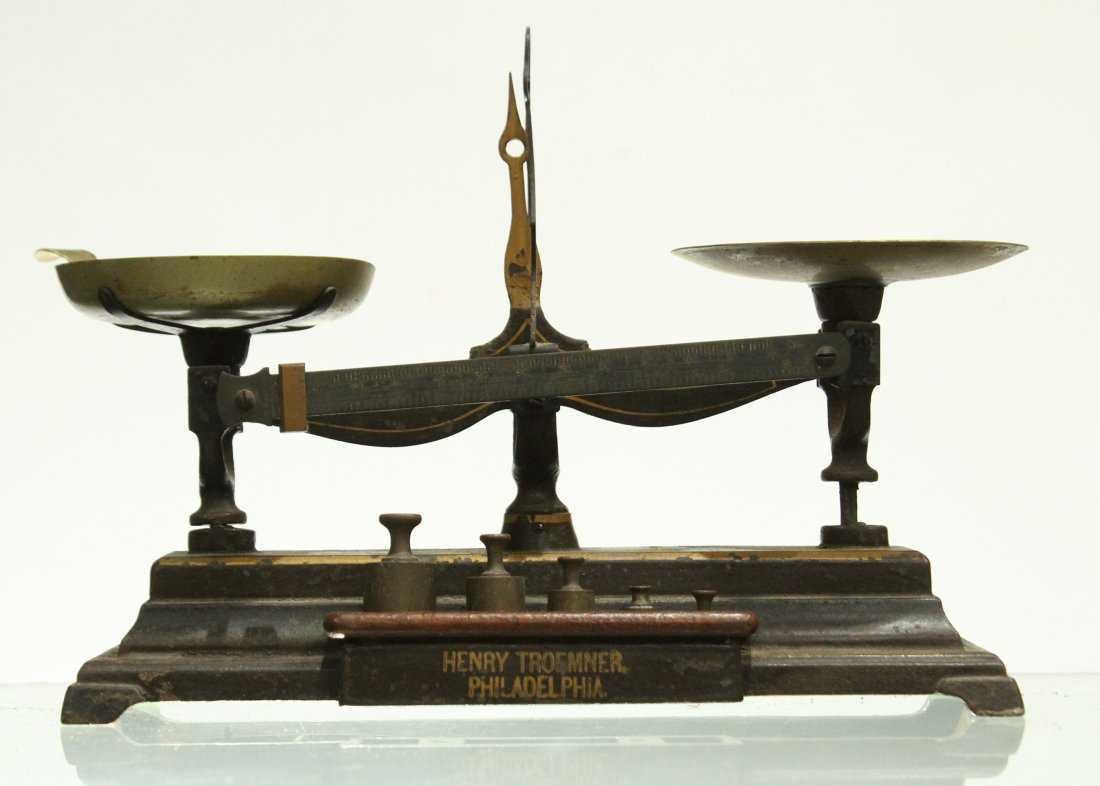 Henry Troemner Philadelphia Scale & Weights (1 of 4)