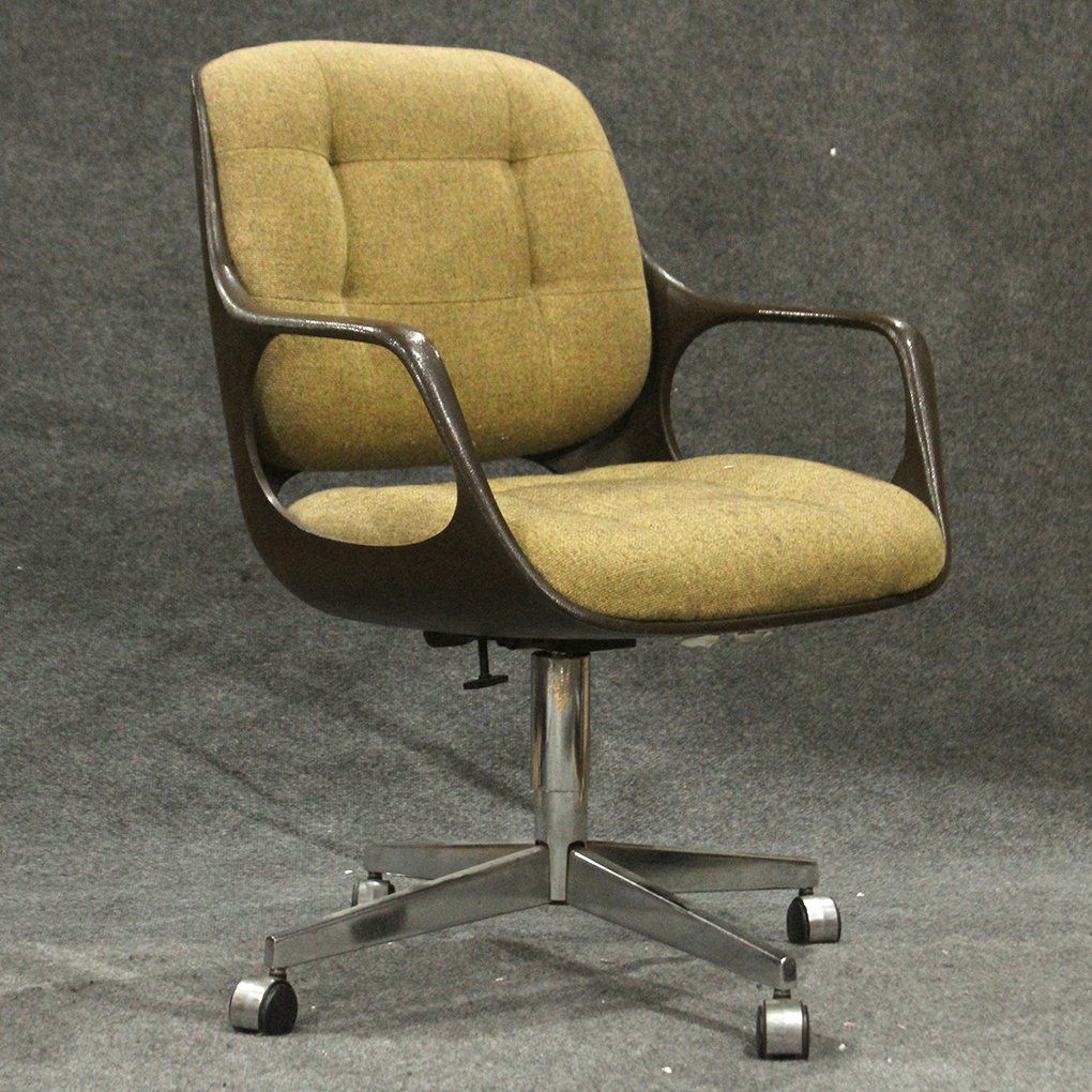 Chromcraft Mid Century Molded Swivel Office Chair