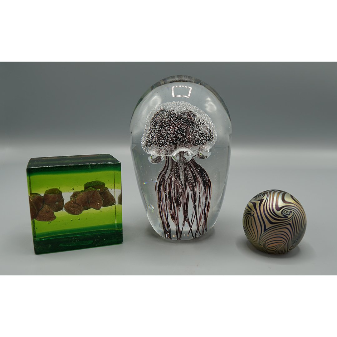 Three Studio Art Glass Paperweight (1 of 10)
