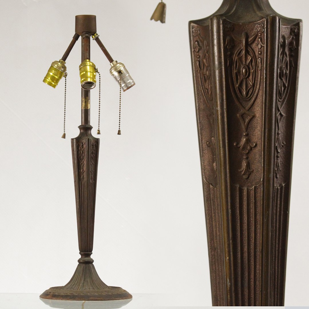 Miller Lamp Co., Vintage Metal Table Lamp Base 3 Socket (1 of 7)