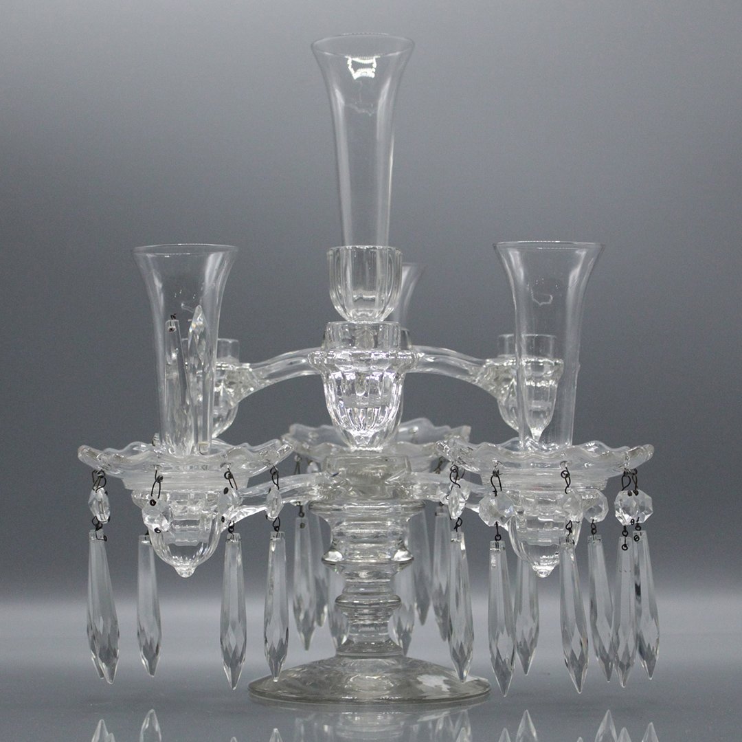 Elegant Crystal Glass Epergne Candleabrum: Elegant Crystal Glass Epergne Candleabrum. Size: 13 h , 11 w