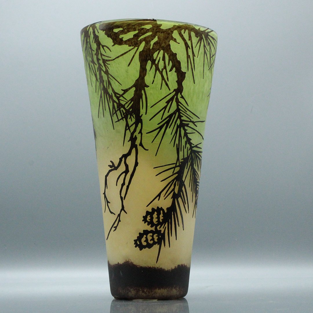 Cameo Glass 3-Color Art Glass Vase - Thistle Pattern (1 of 6)