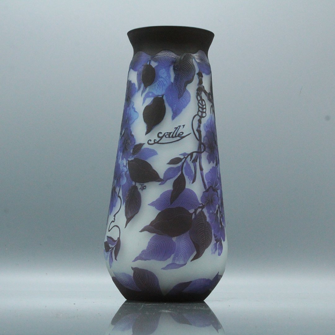 Galle Tip 3-Color Cut Cameo Glass Vase Leaf Vines (1 of 8)