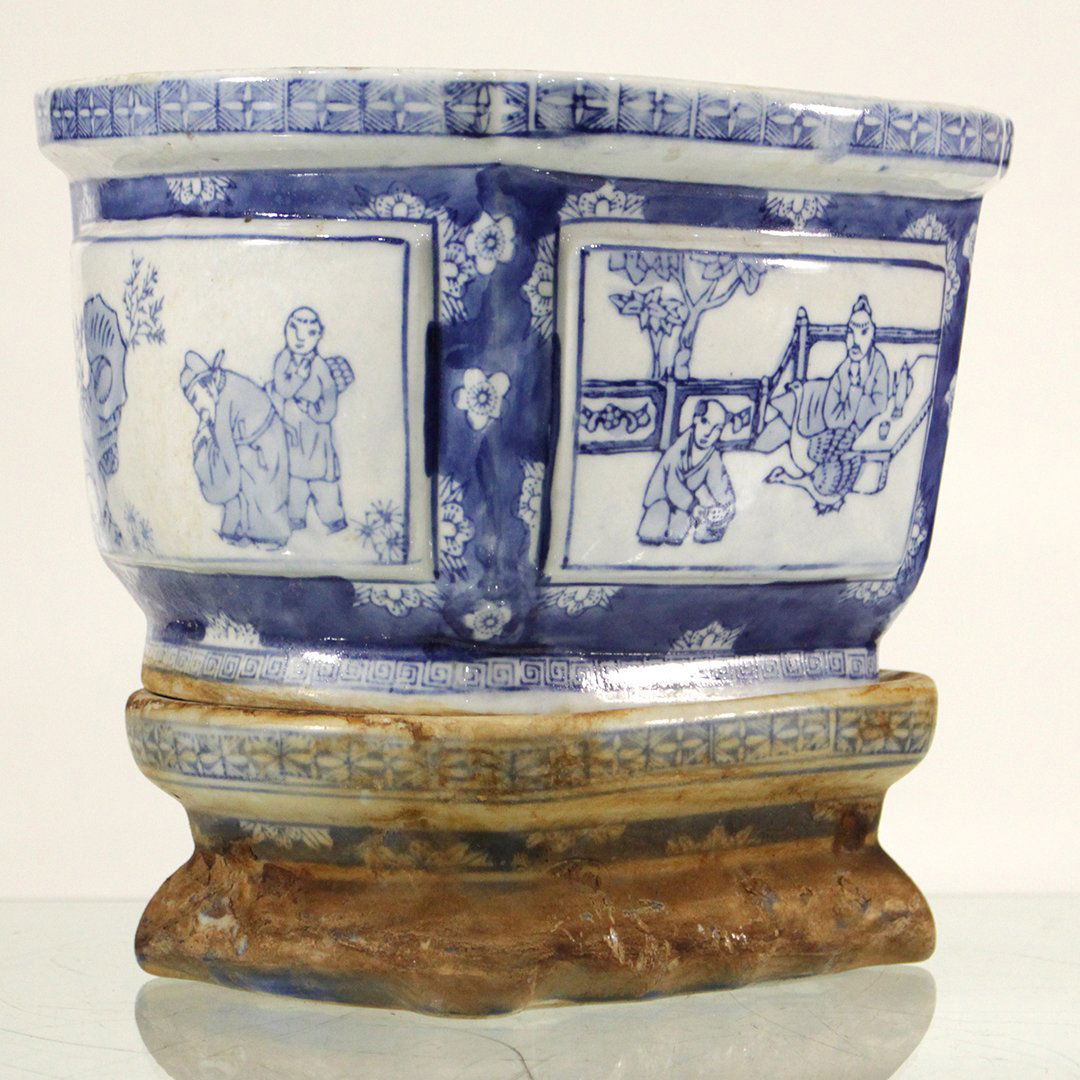 Blue & White Chinese Porcelain Plant Pot and Underplate (1 of 5)