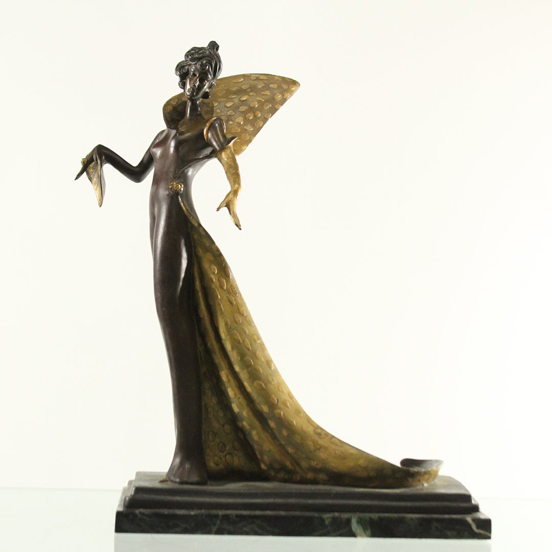 Chiparus, Art Deco 2-tone Bronze and Gold Fashion Girl (1 of 9)